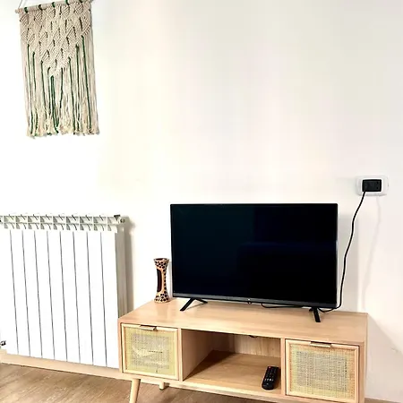 New San Lazzaro House 2 Boho Style -piazza Pontida Apartmán